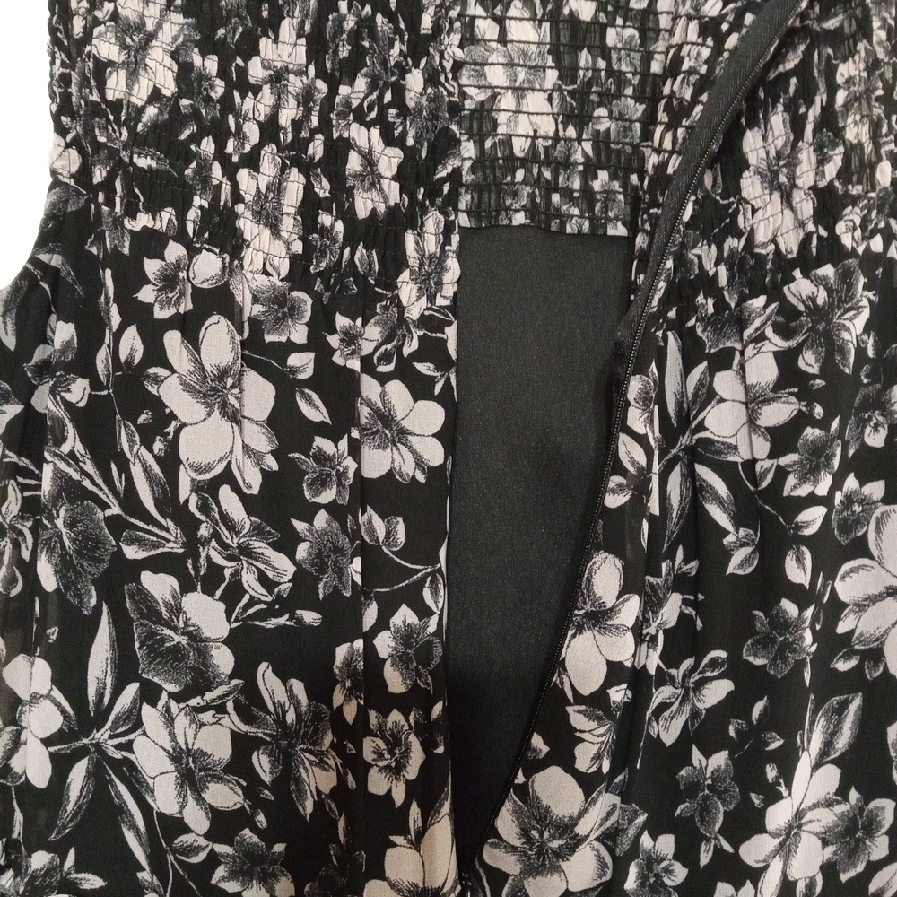 Just...Taylor Black and Gray Floral Maxi Dress - Picture 7 of 7